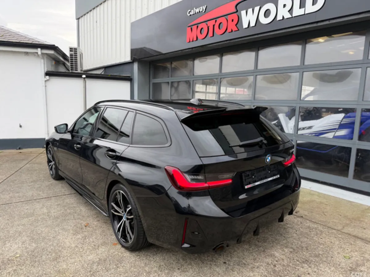 BMW 3-Series Estate, Petrol Plug-in Hybrid, 2024, Black