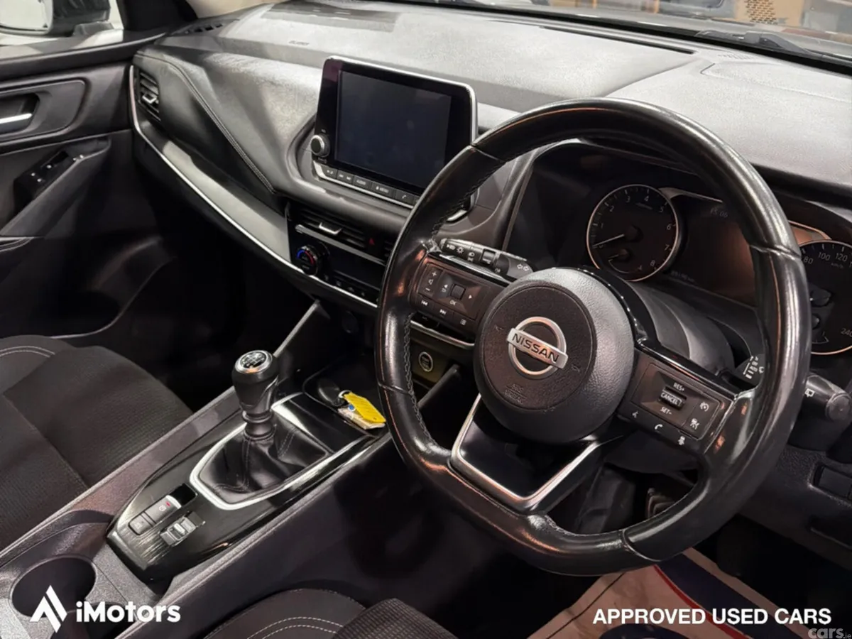 Nissan Qashqai SUV, Petrol, 2021, Black