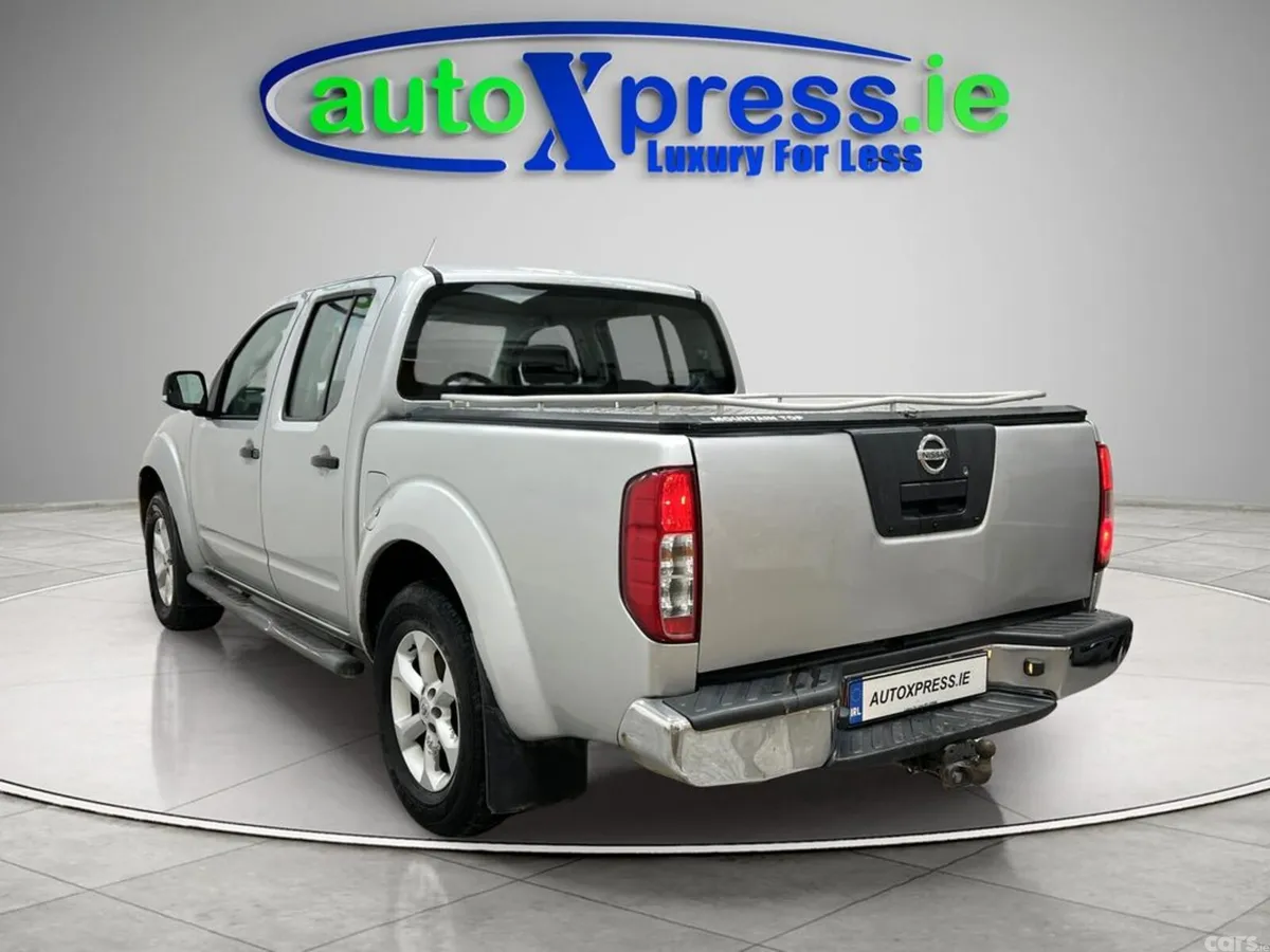 Nissan Navara Pick Up, Diesel, 2013, Silver