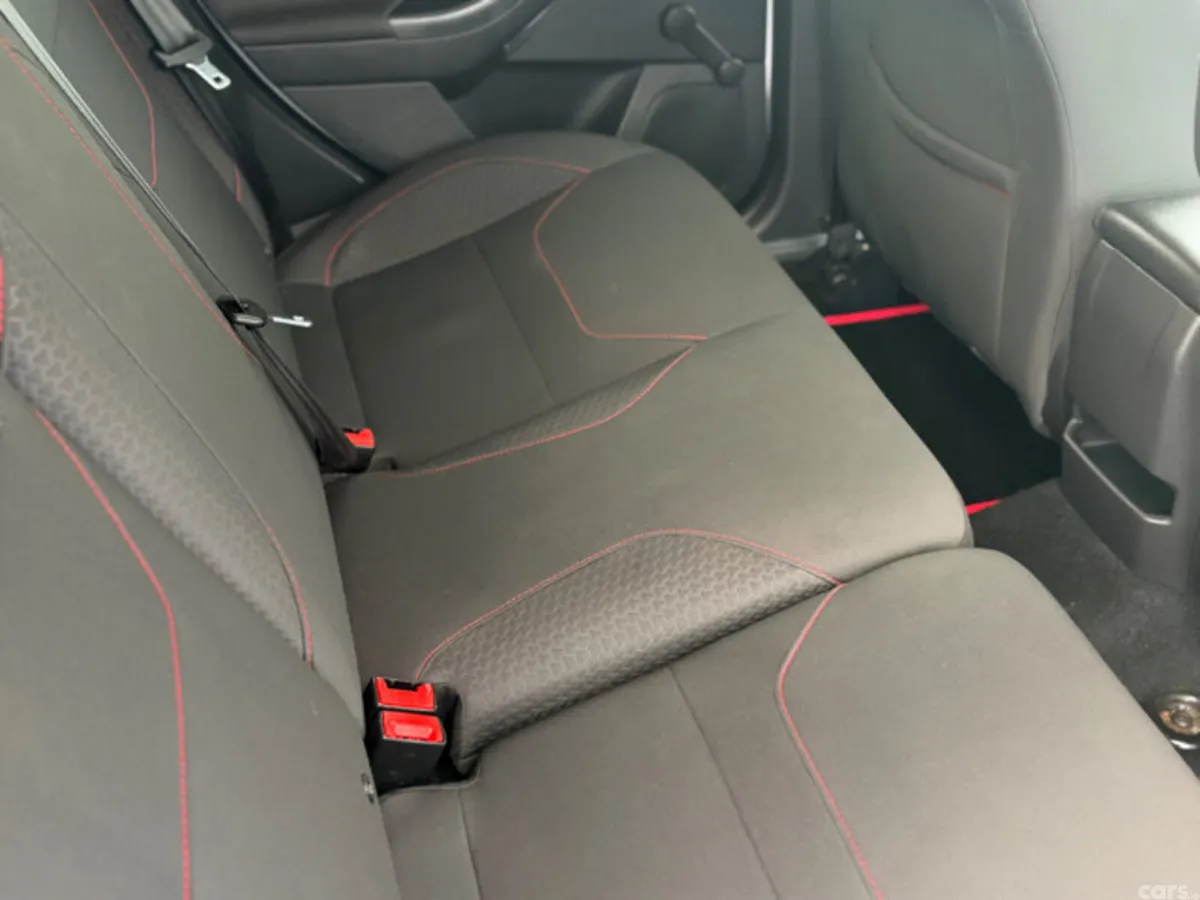 Ford Focus Hatchback, Diesel, 2018, White