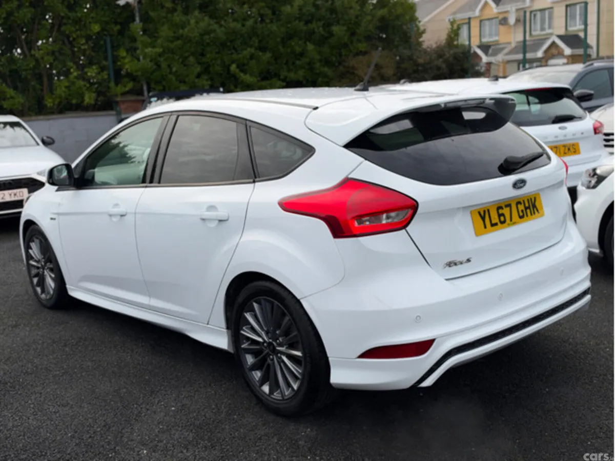 Ford Focus Hatchback, Diesel, 2018, White