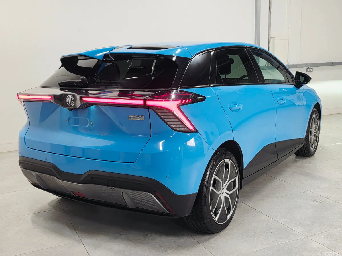 MG MG4 Hatchback, Electric, 2023, Blue