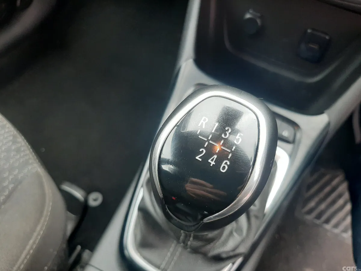 Opel Crossland SUV, Diesel, 2022, Blue