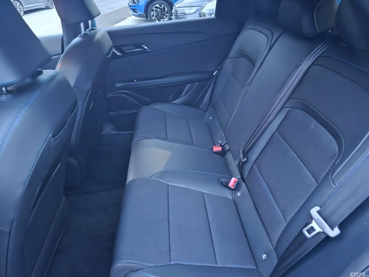 MG MG4 Hatchback, Electric, 2023, Blue