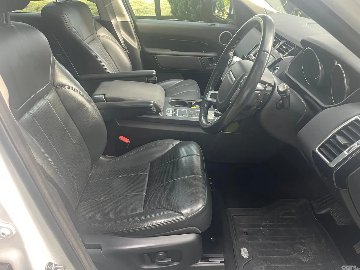 Land Rover Discovery SUV, Diesel, 2017, White