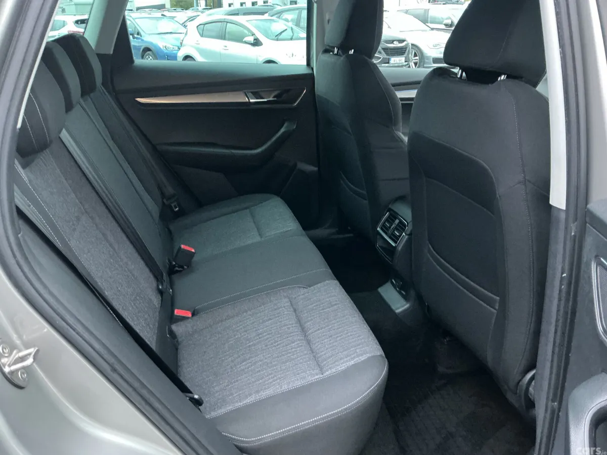 Skoda Karoq Hatchback, Diesel, 2018, Grey