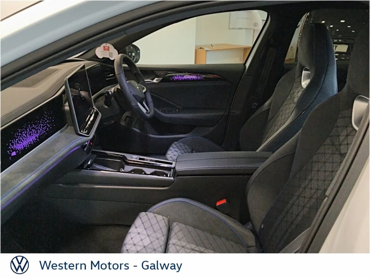 Volkswagen Passat Estate, Petrol Plug-in Hybrid, 2026, White