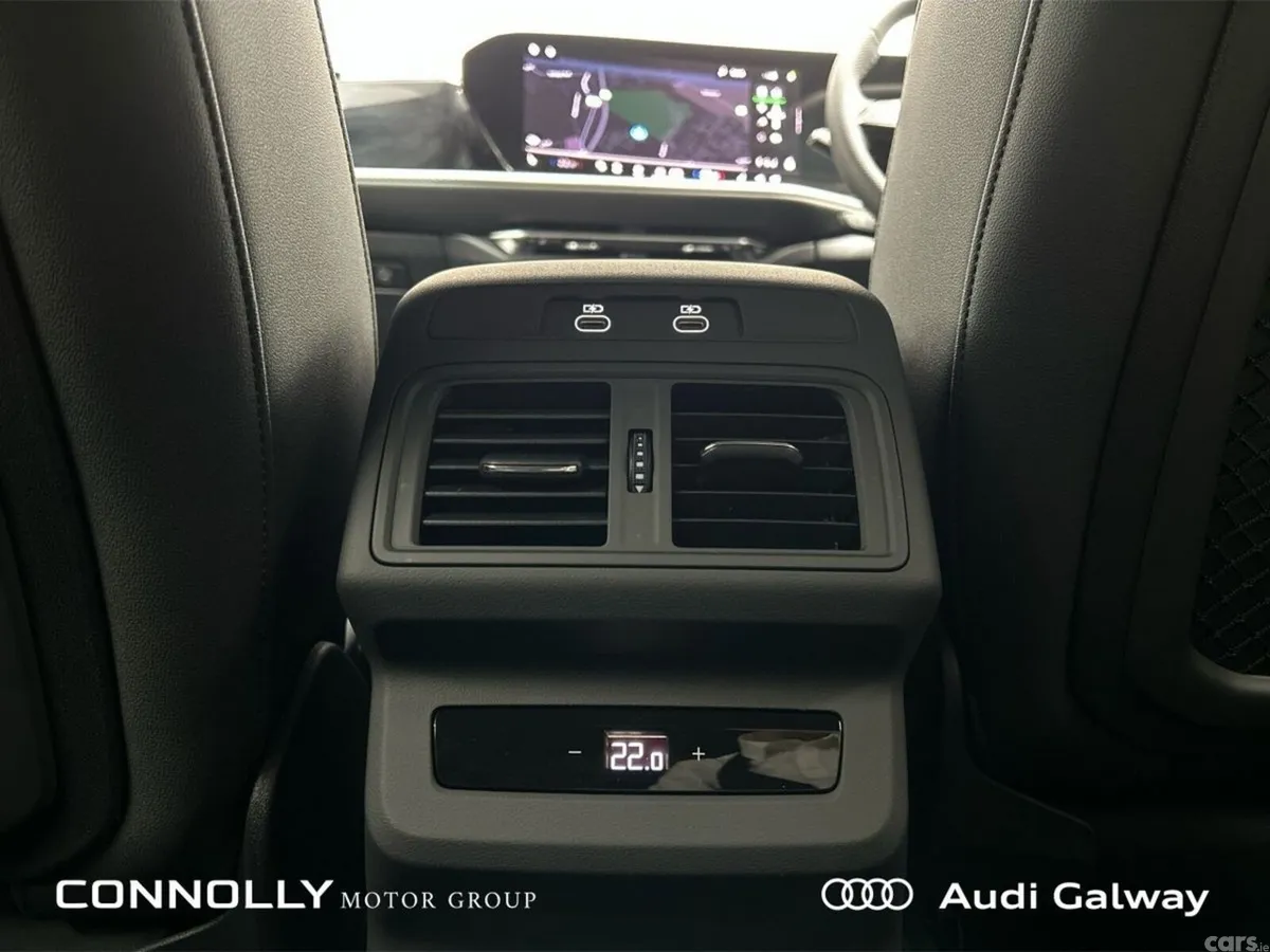 Audi Q5 SUV, Petrol Plug-in Hybrid, 2027, Green