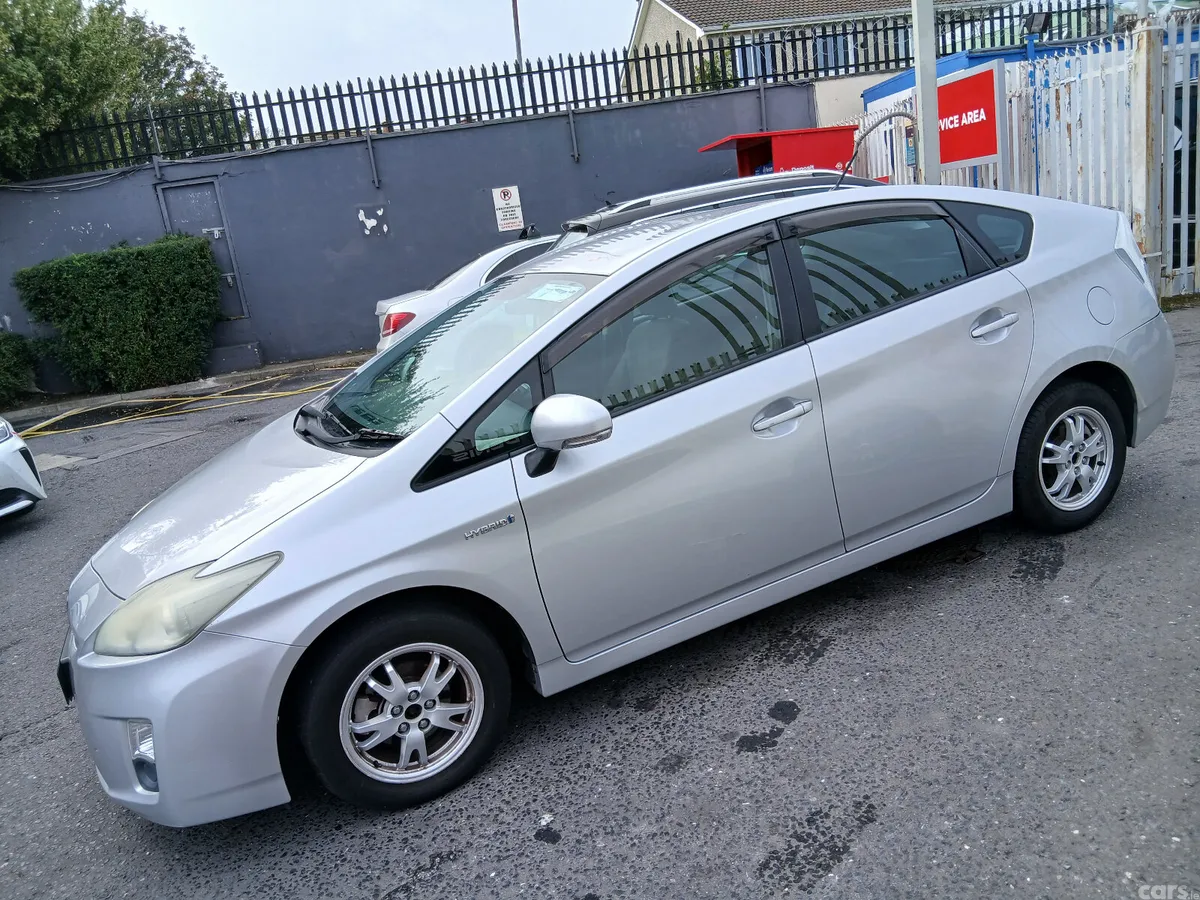 Toyota Prius Hatchback, Petrol Hybrid, 2012, Silver