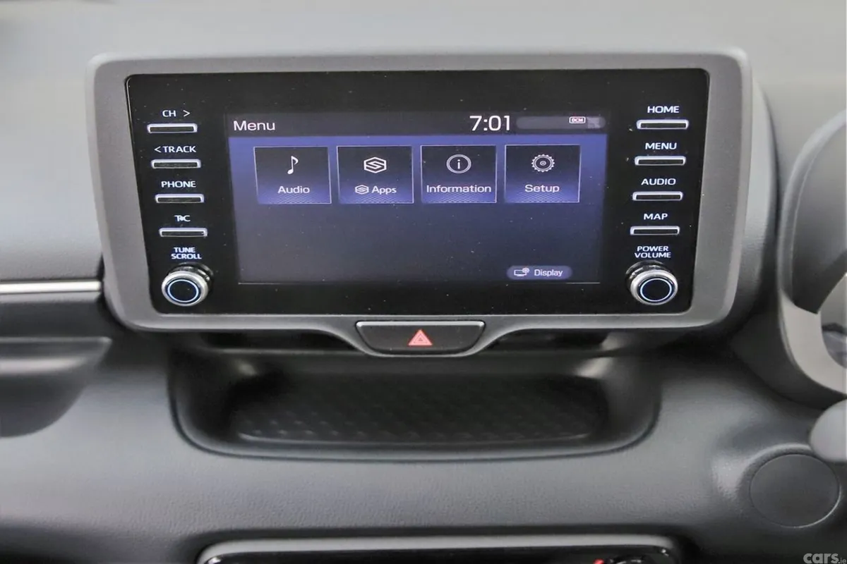 Toyota Yaris Hatchback, Petrol Hybrid, 2021, Silver