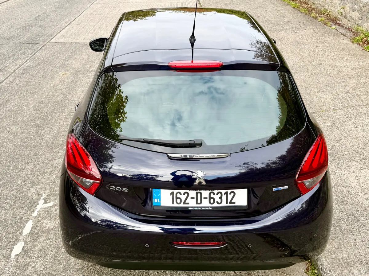 Peugeot 208 Hatchback, Petrol, 2016, Blue