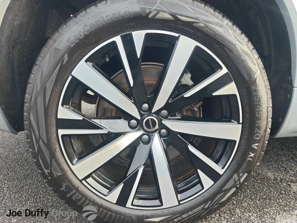 Volvo XC90 SUV, Petrol Plug-in Hybrid, 2025, Grey
