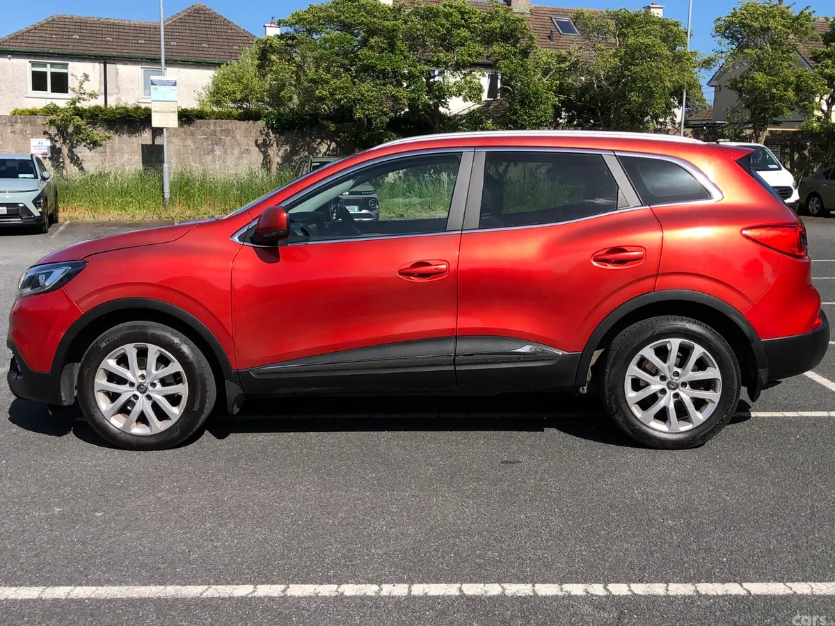 Renault Kadjar SUV, Diesel, 2016, Red