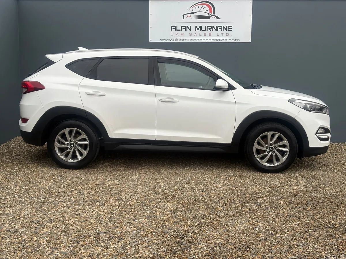 Hyundai Tucson SUV, Diesel, 2016, White