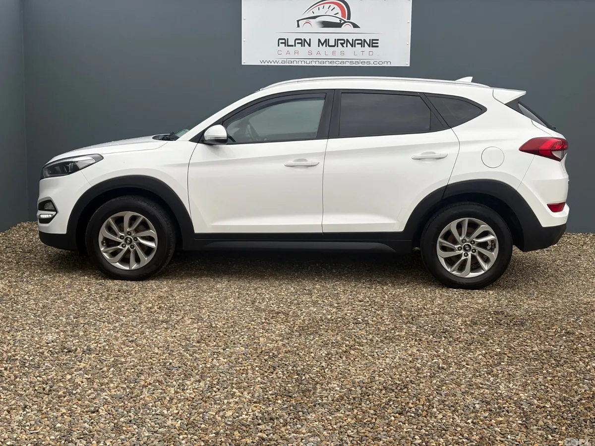 Hyundai Tucson SUV, Diesel, 2016, White