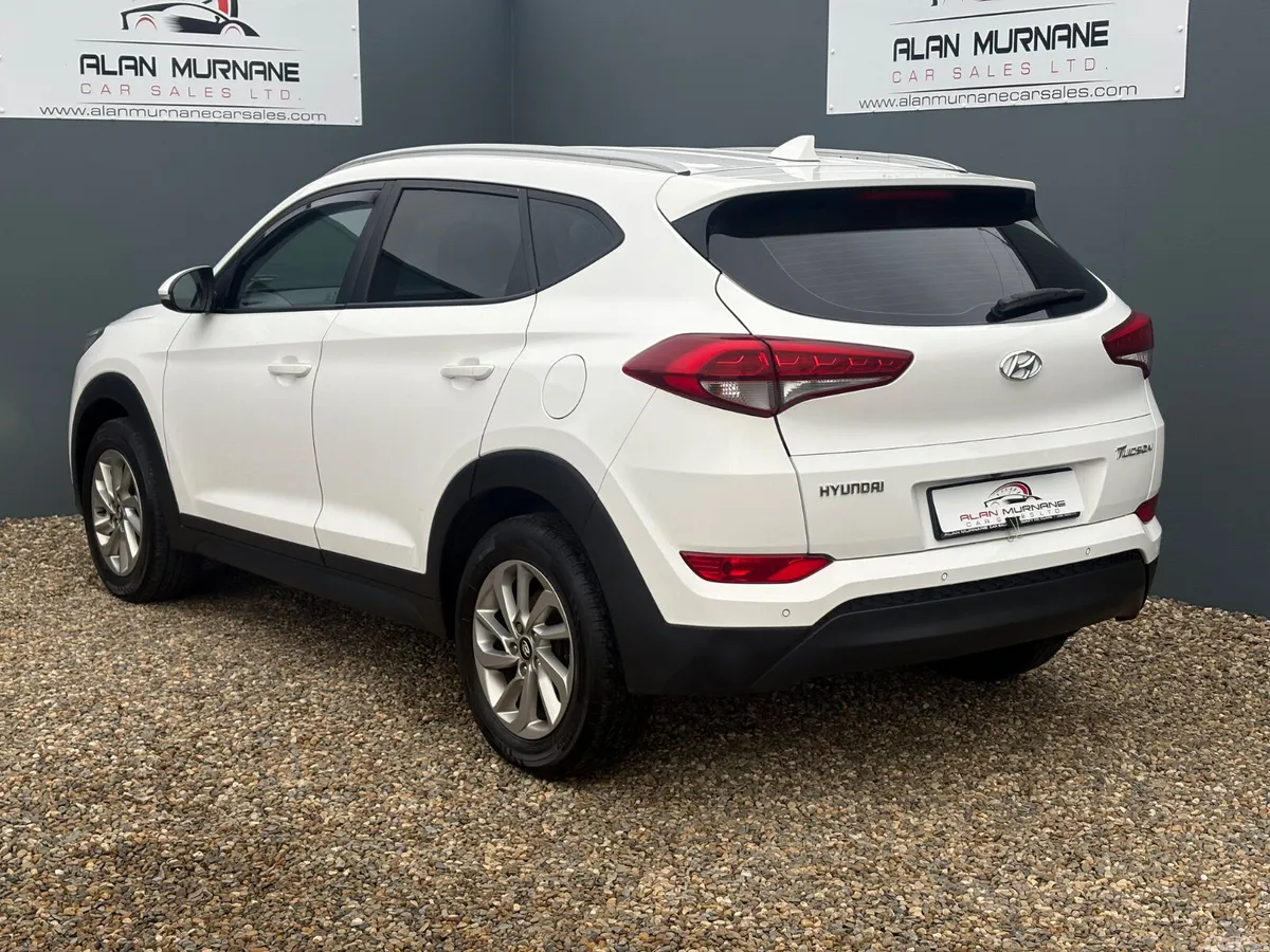 Hyundai Tucson SUV, Diesel, 2016, White