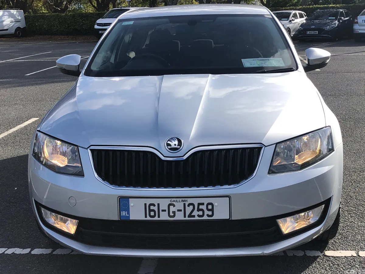 Skoda Octavia Saloon, Diesel, 2016, Silver