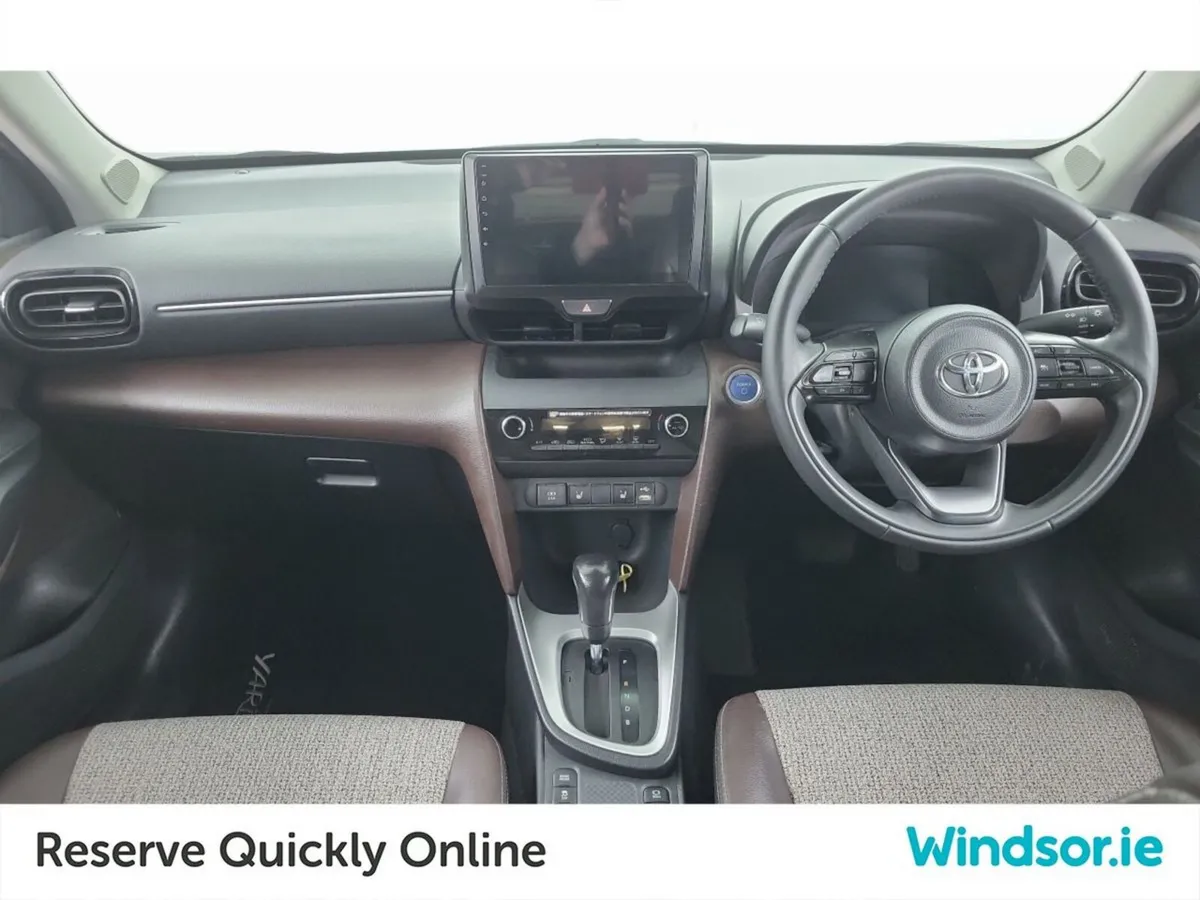 Toyota Yaris Cross SUV, Petrol Hybrid, 2021, White