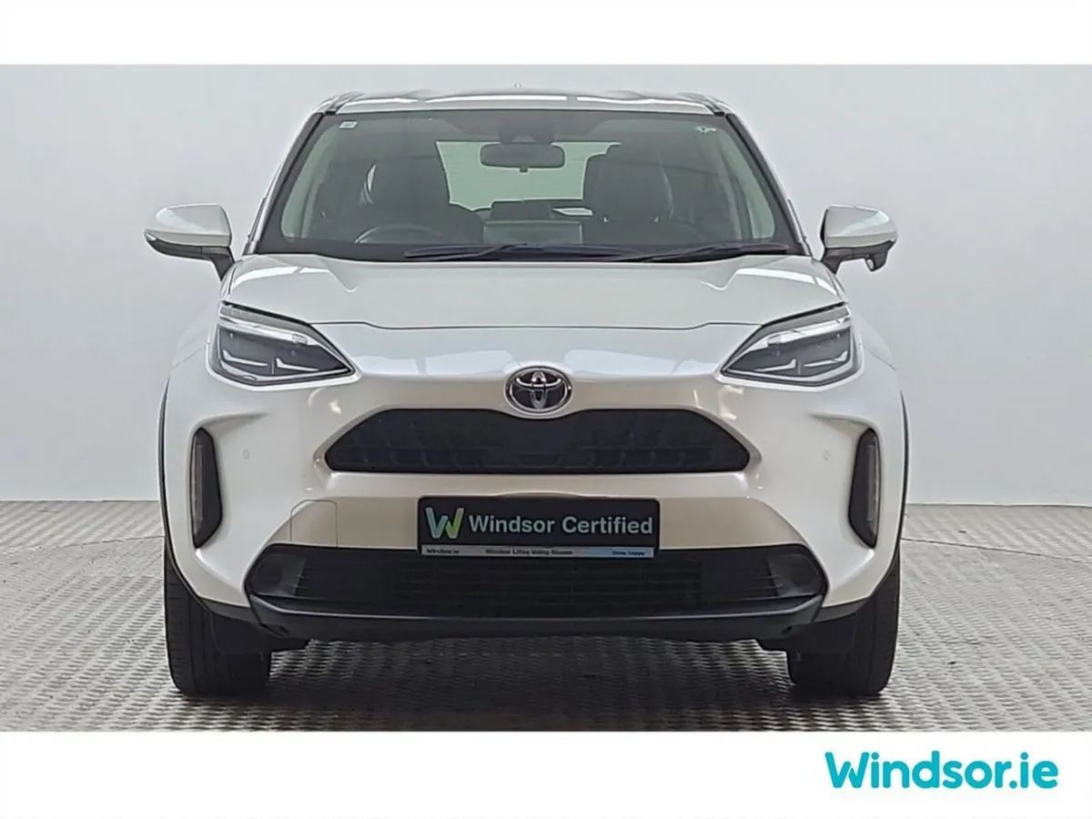 Toyota Yaris Cross SUV, Petrol Hybrid, 2021, White