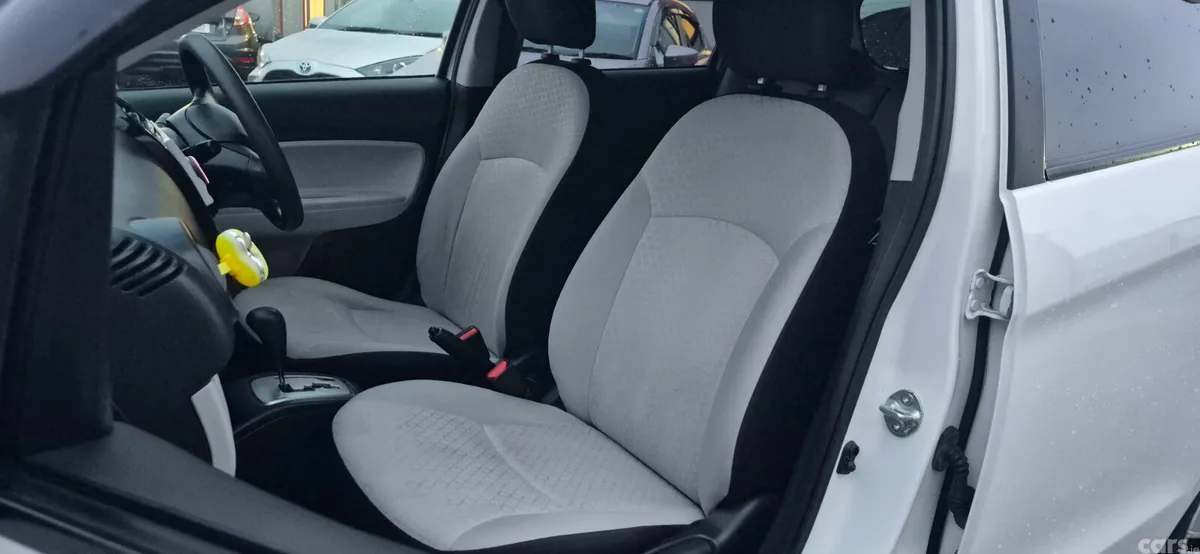 Mitsubishi Mirage Hatchback, Petrol, 2014, White