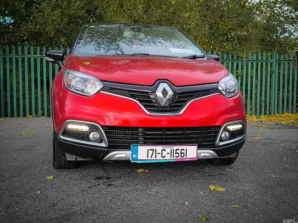 Renault Captur Hatchback, Diesel, 2017, Red