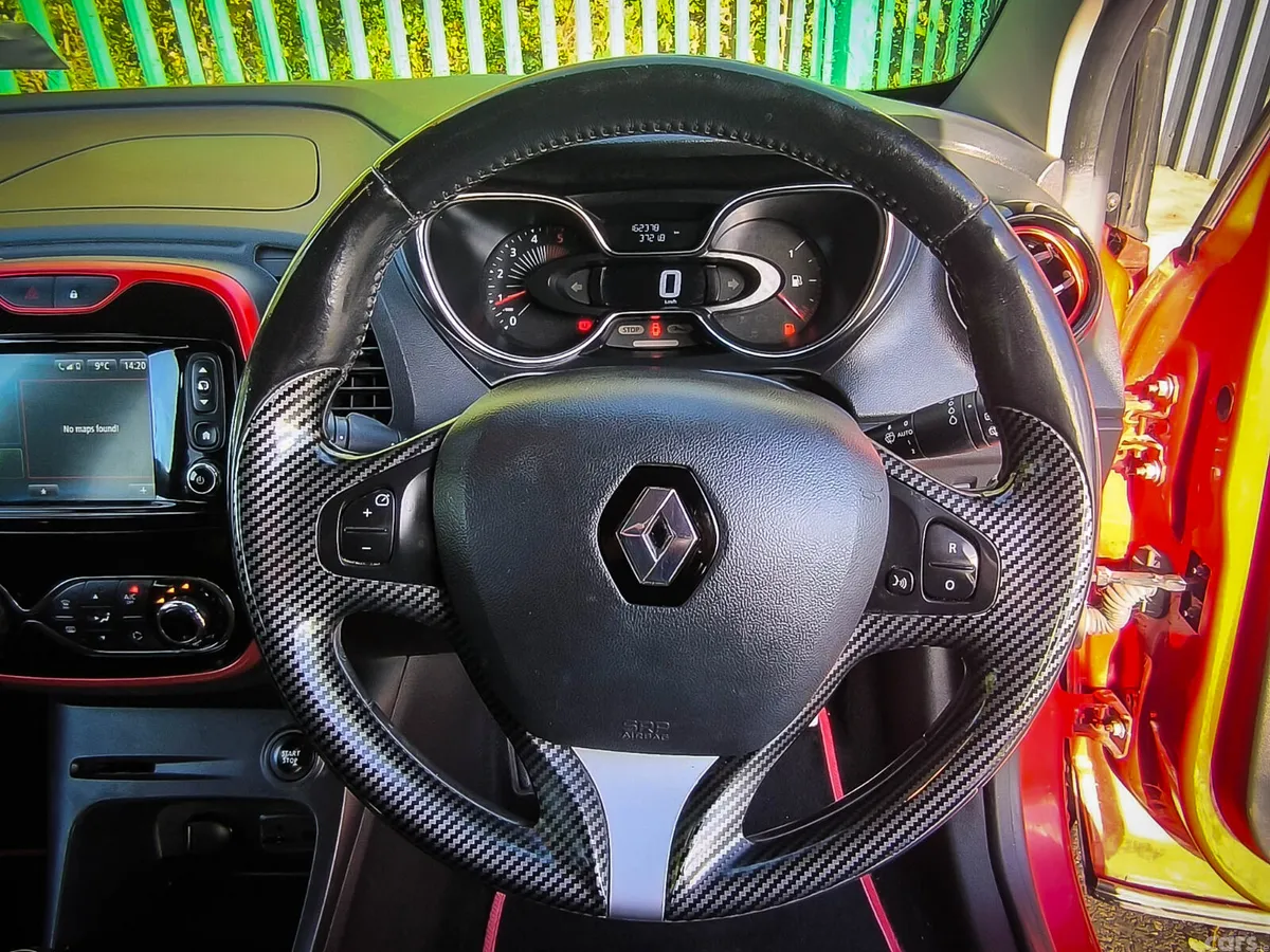 Renault Captur Hatchback, Diesel, 2017, Red