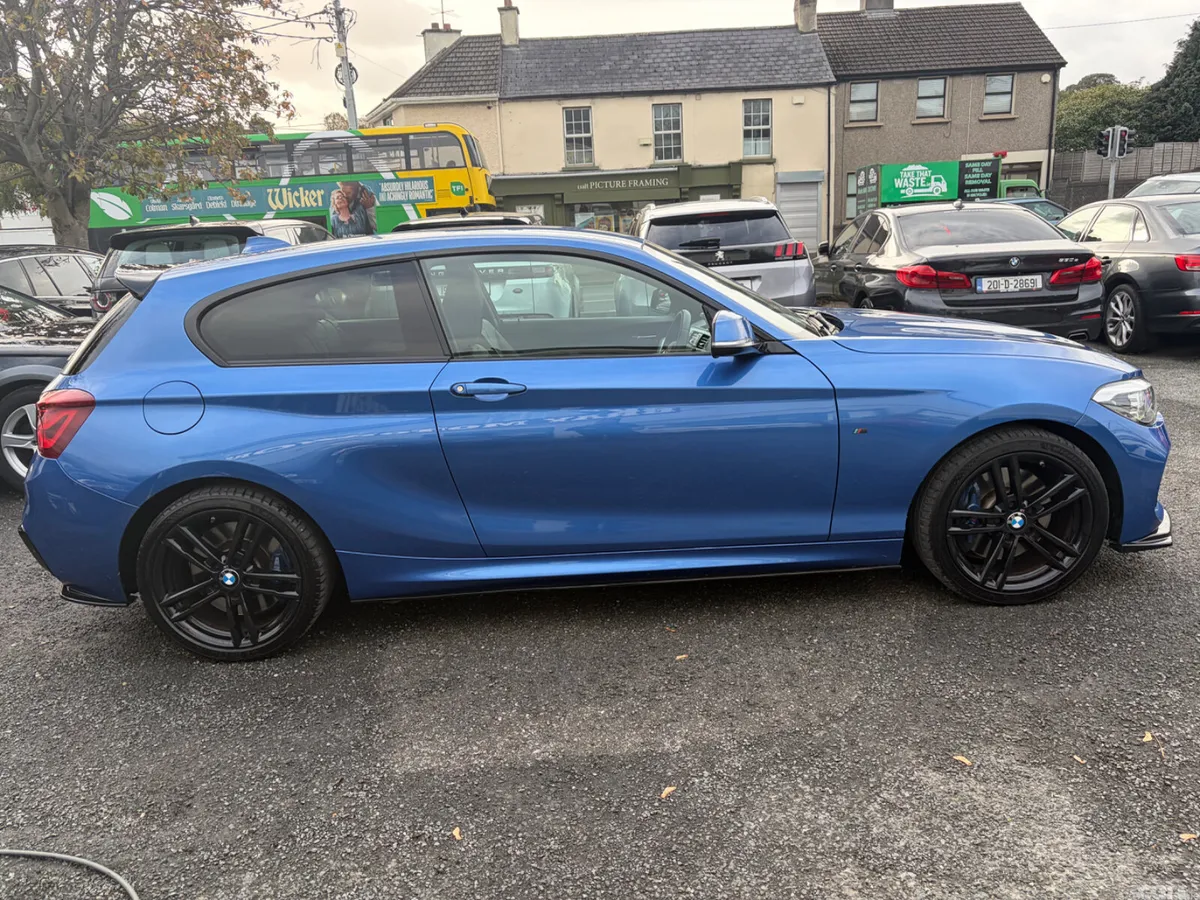 BMW 1-Series Hatchback, Petrol, 2019, Blue