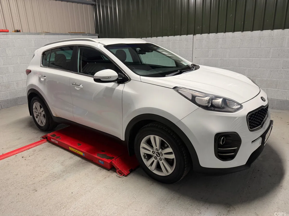 Kia Sportage SUV, Diesel, 2016, White