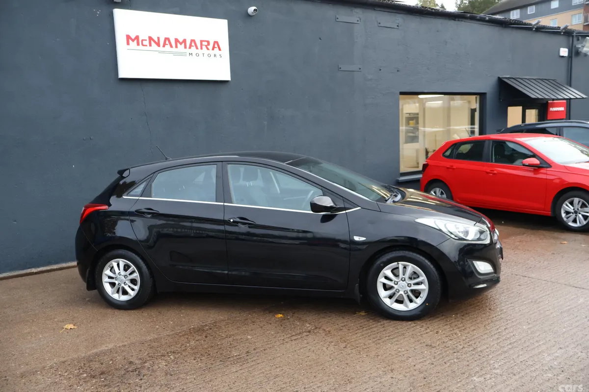 Hyundai i30 Hatchback, Diesel, 2016, Black