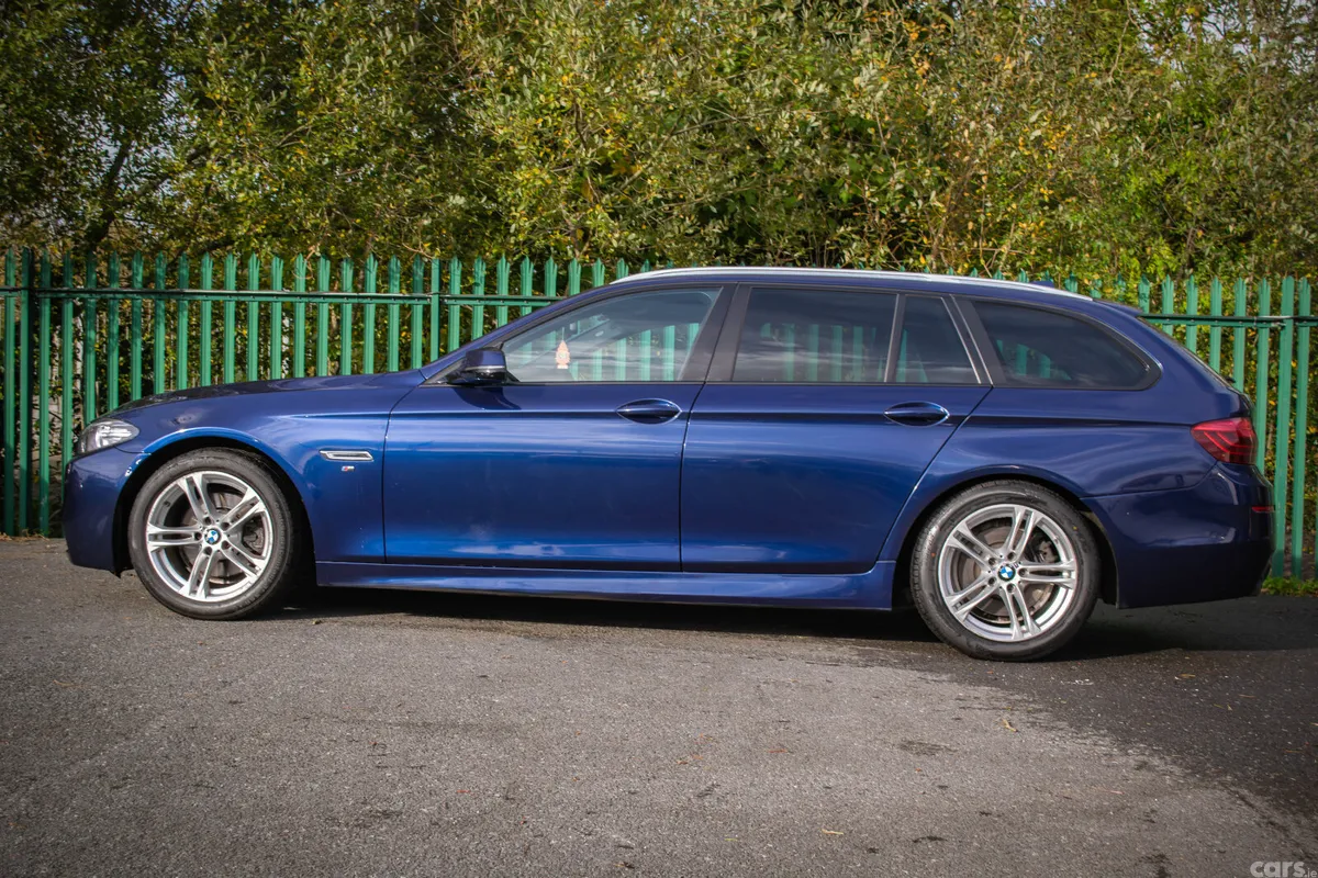 BMW 5-Series Estate, Diesel, 2016, Blue