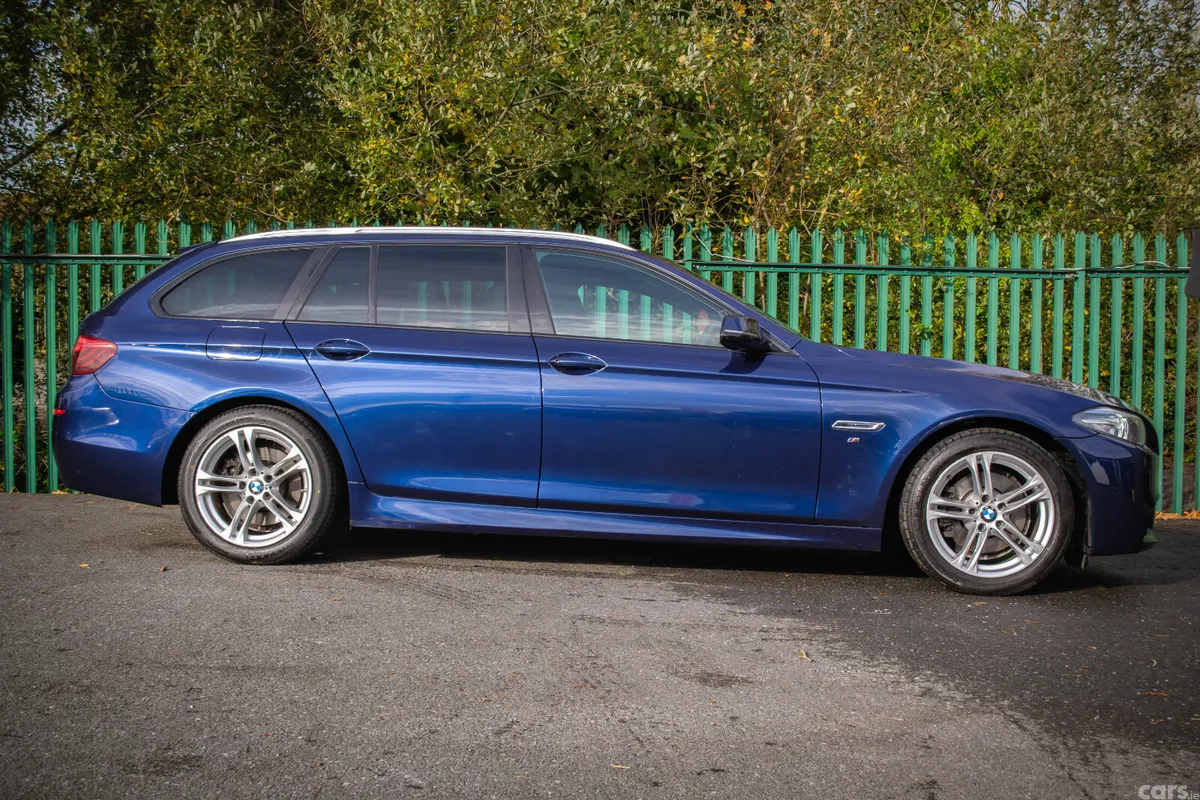 BMW 5-Series Estate, Diesel, 2016, Blue