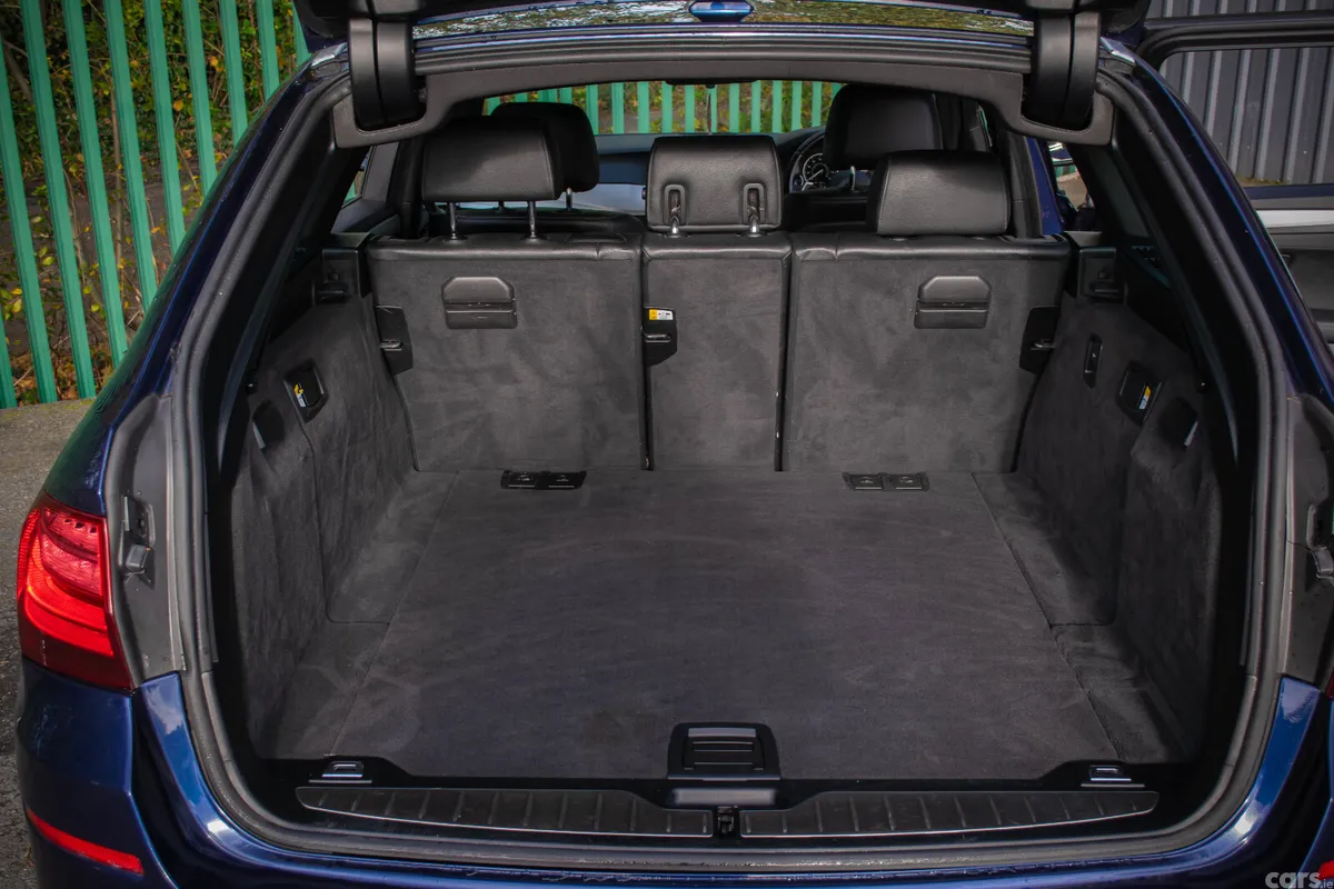 BMW 5-Series Estate, Diesel, 2016, Blue