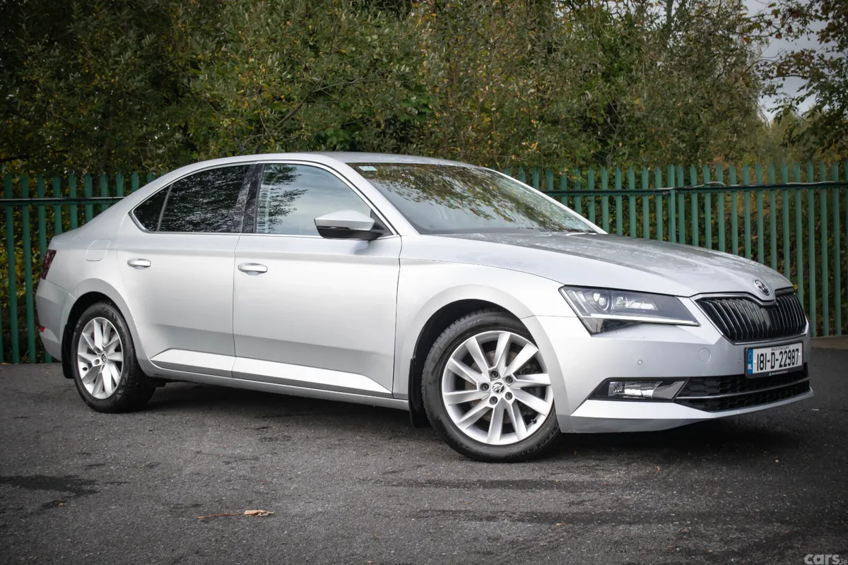 Skoda Superb Saloon, Diesel, 2018, Grey