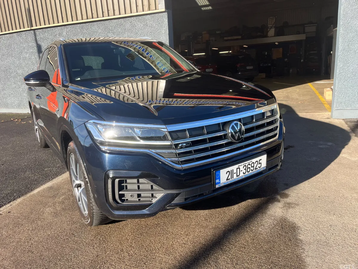 Volkswagen Touareg SUV, Diesel, 2021, Blue