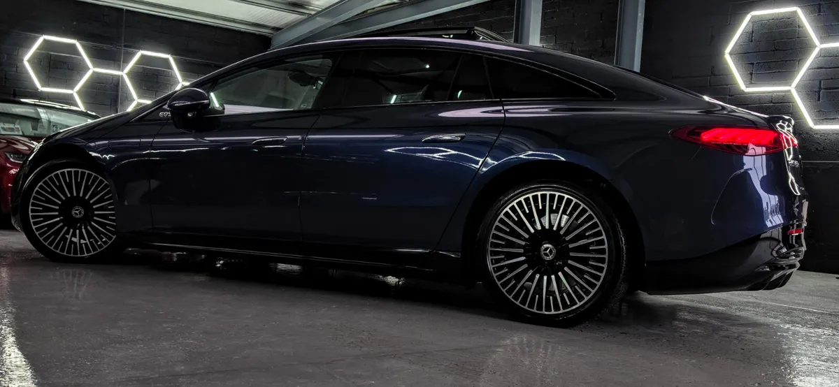 Mercedes-Benz EQS Hatchback, Electric, 2022, Blue