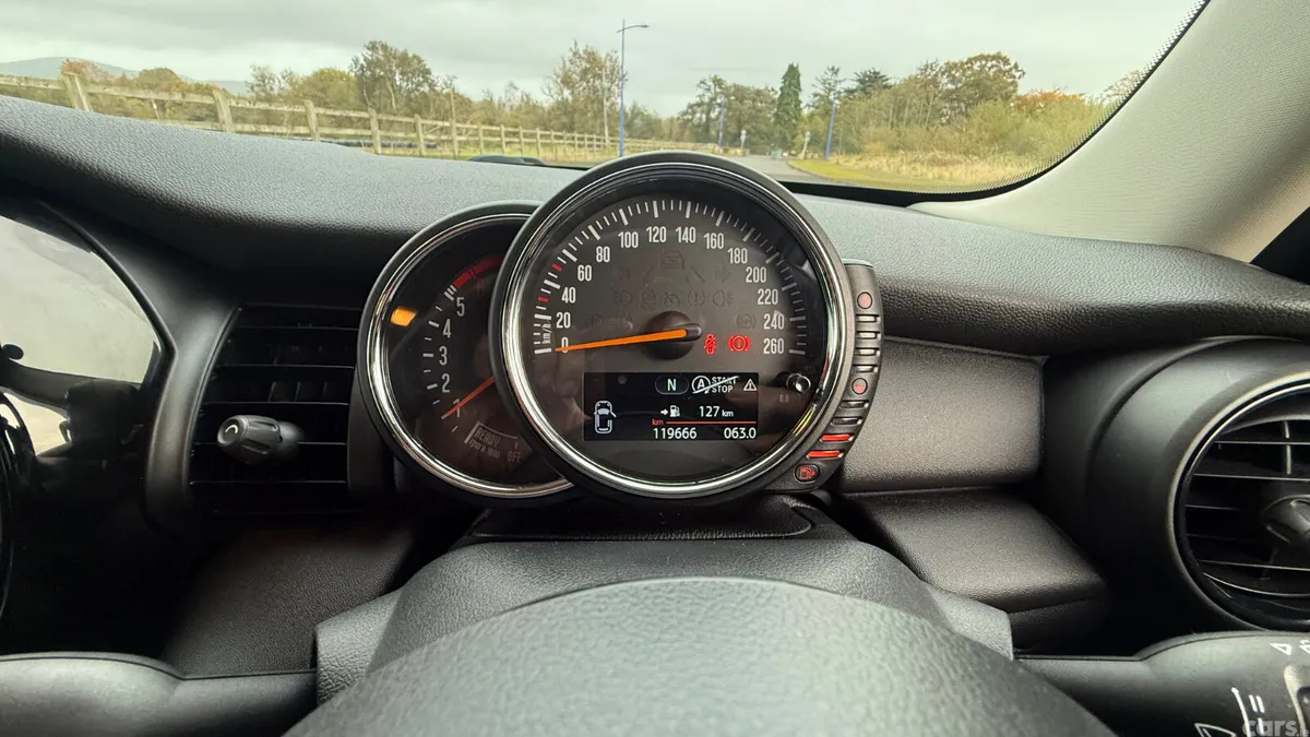 Mini One Hatchback, Diesel, 2016, White