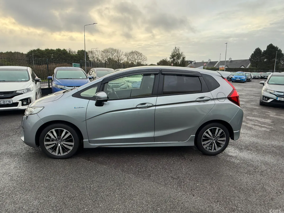 Honda Fit Hatchback, Petrol Hybrid, 2014, Grey