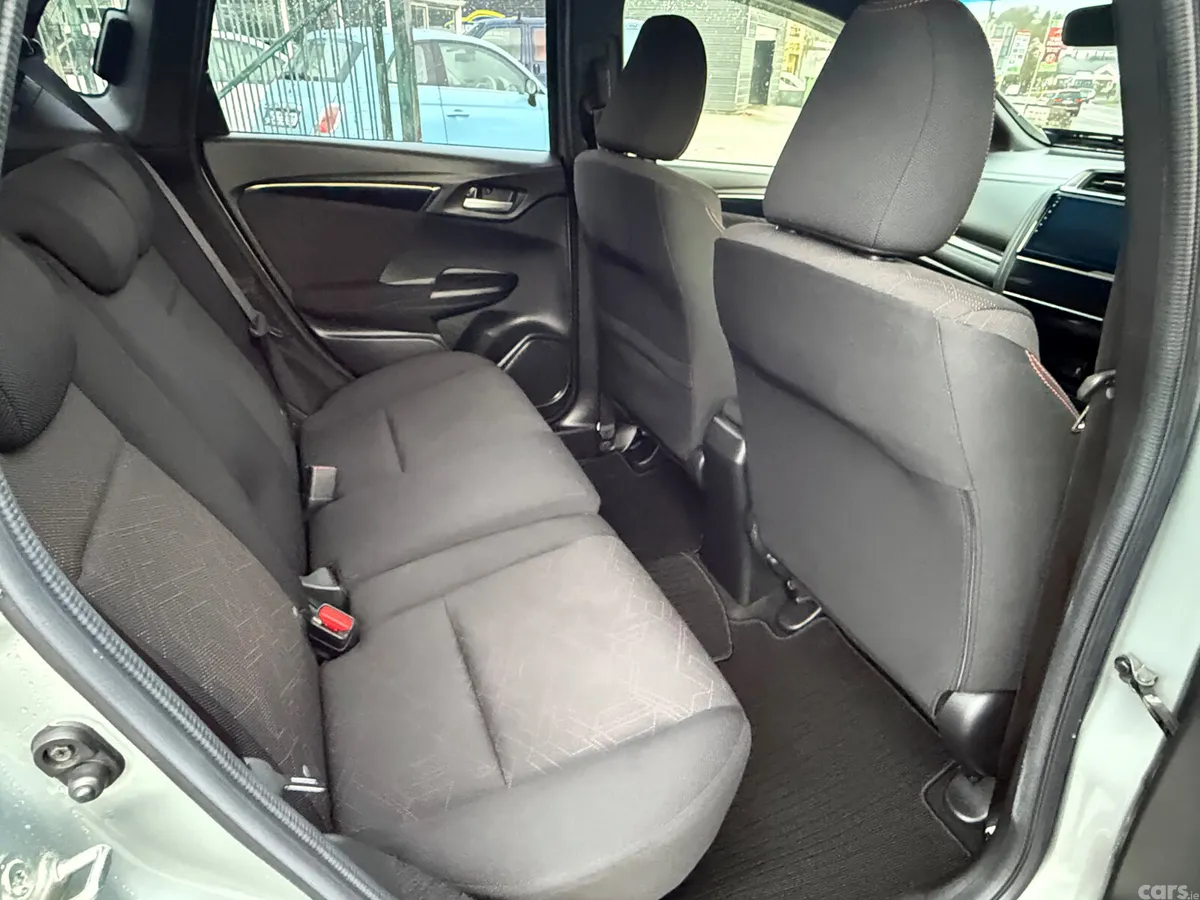 Honda Fit Hatchback, Petrol Hybrid, 2014, Grey