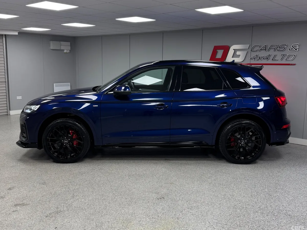 Audi Q5 SUV, Petrol Hybrid, 2022, Blue