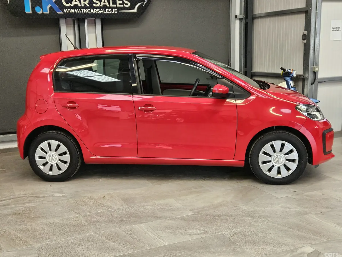 Volkswagen up! Hatchback, Petrol, 2017, White