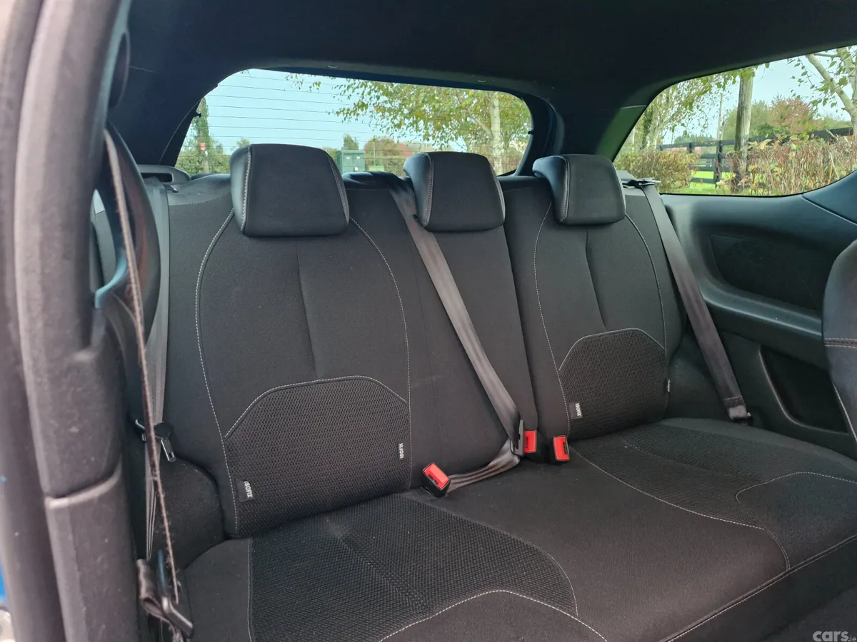 Citroen DS 3 Hatchback, Diesel, 2012, Blue