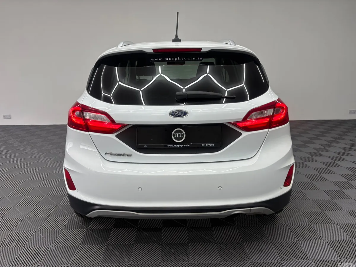 Ford Fiesta Hatchback, Petrol, 2020, White