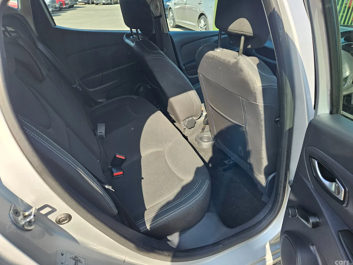 Renault Clio Hatchback, Petrol, 2017, Grey