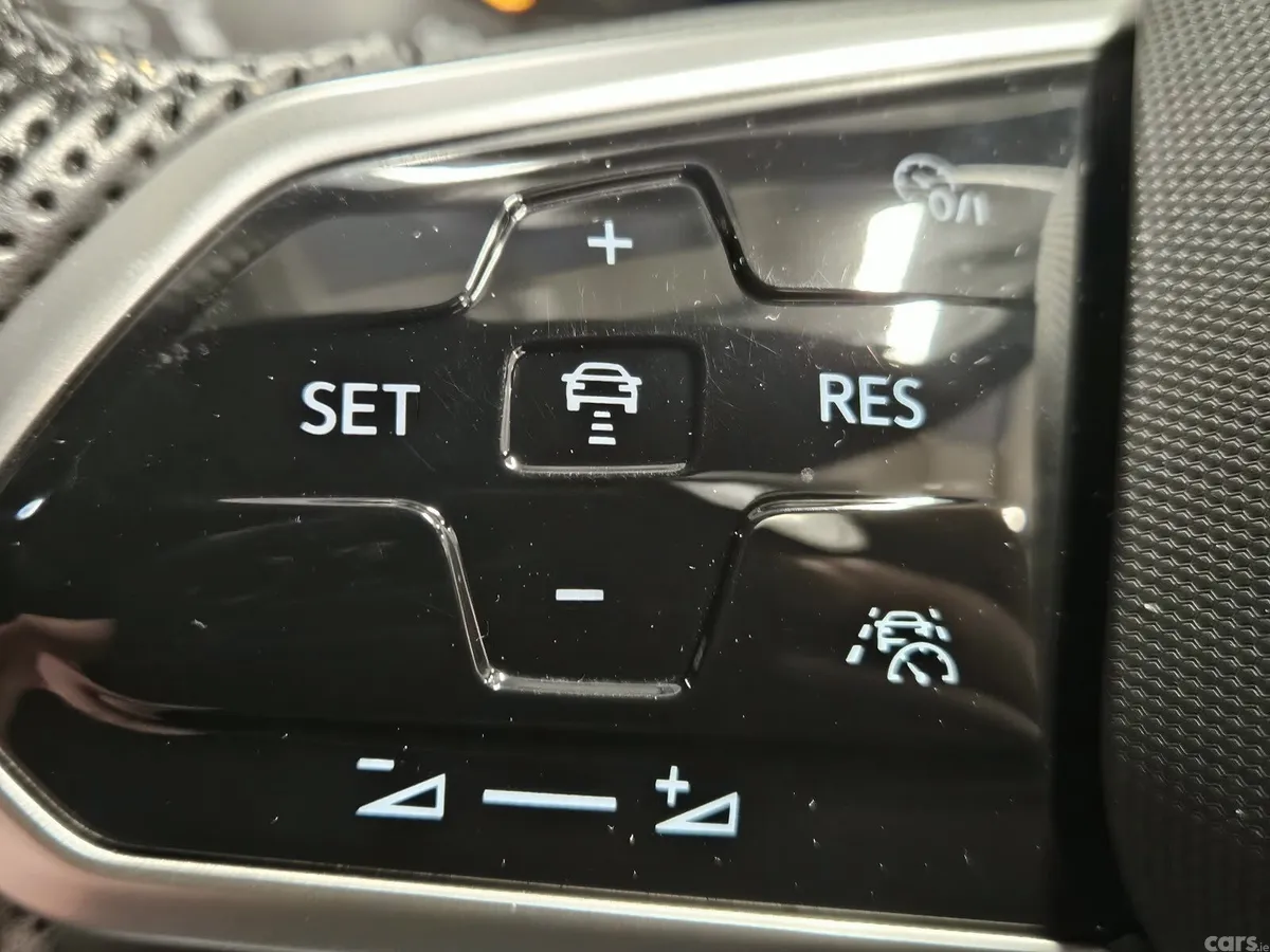 Volkswagen Tiguan SUV, Diesel, 2021, Blue