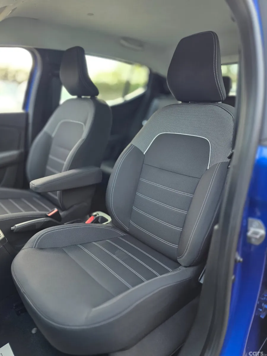 Dacia Sandero Hatchback, Petrol, 2023, Blue
