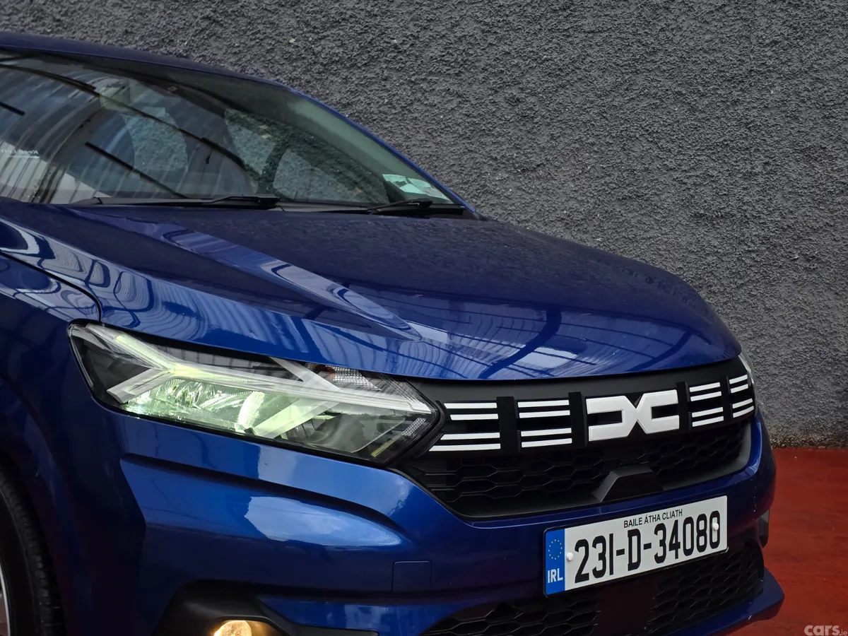Dacia Sandero Hatchback, Petrol, 2023, Blue