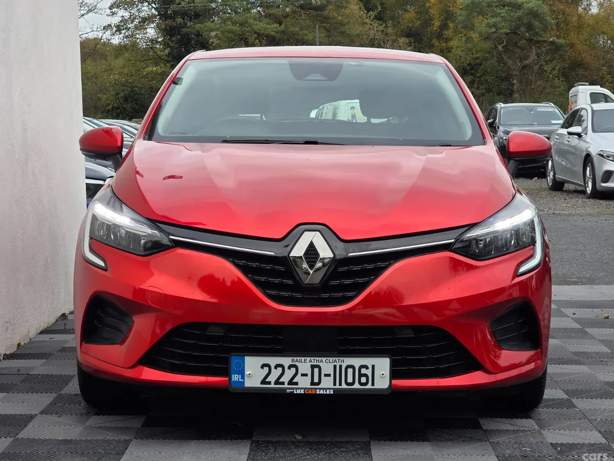 Renault Clio Hatchback, Petrol, 2022, Red