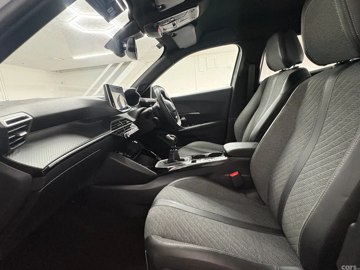 Peugeot 2008 SUV, Petrol, 2024, White