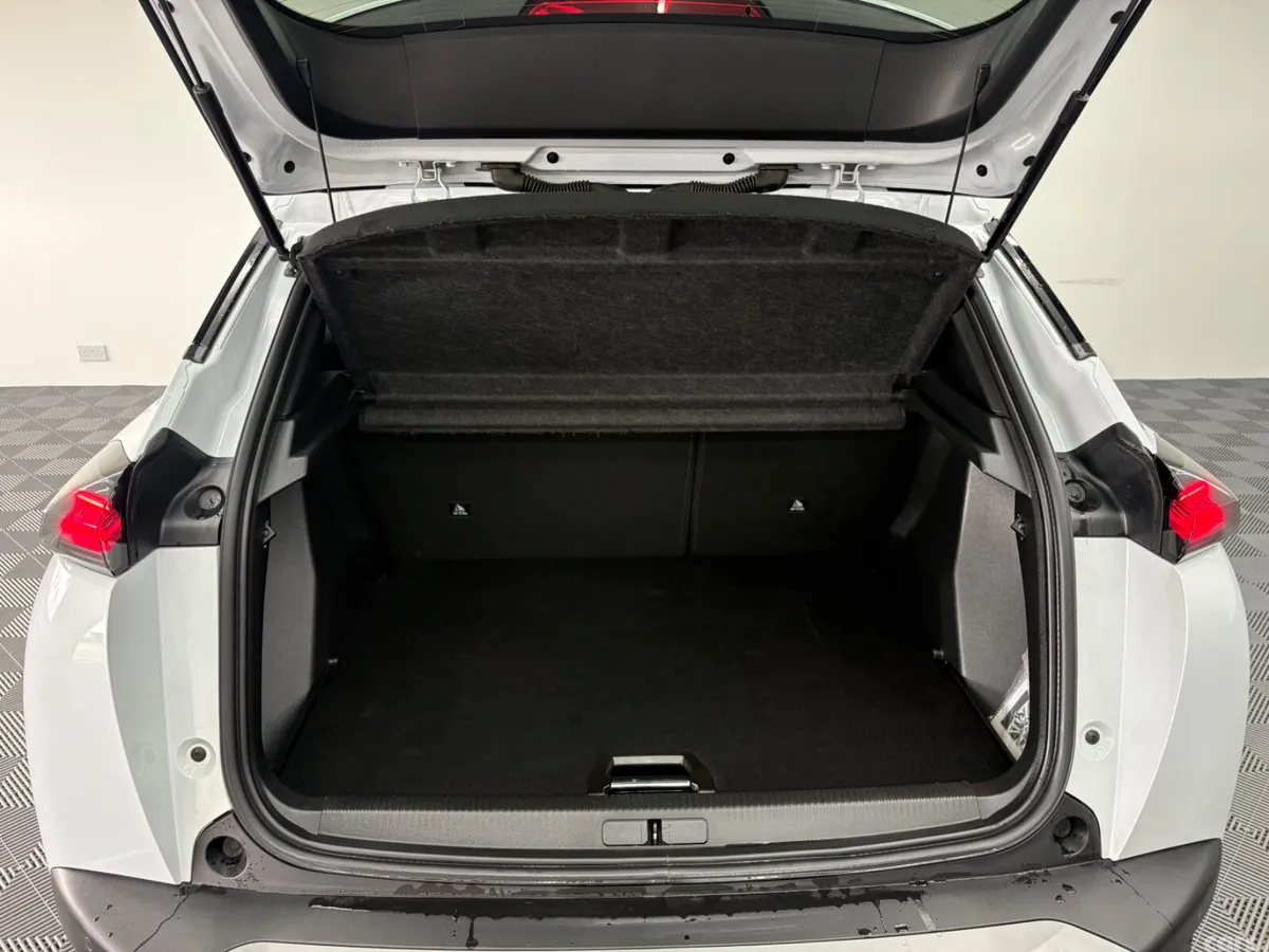 Peugeot 2008 SUV, Petrol, 2024, White