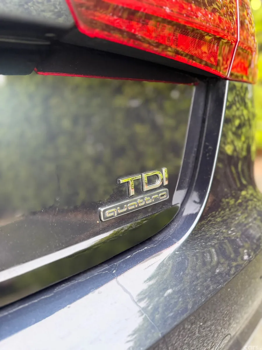 Audi A6 Saloon, Diesel, 2017, Blue